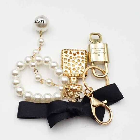 Authentic Louis Vuitton Lock & Key with unbranded Bagcharm, Keycharm, Keychain - Picture 7 of 7